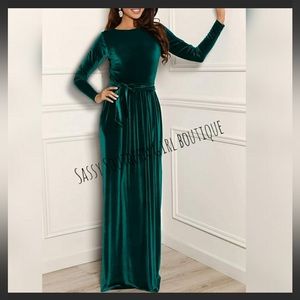 Emerald Velvet Maxi Dress